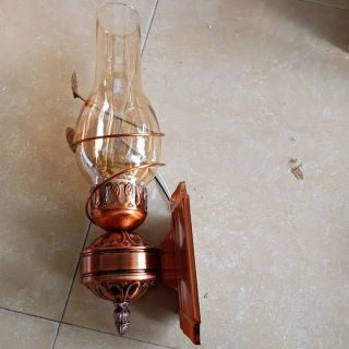 Đèn thờ bắt tường loại vừa ( tặng kèm bóng)