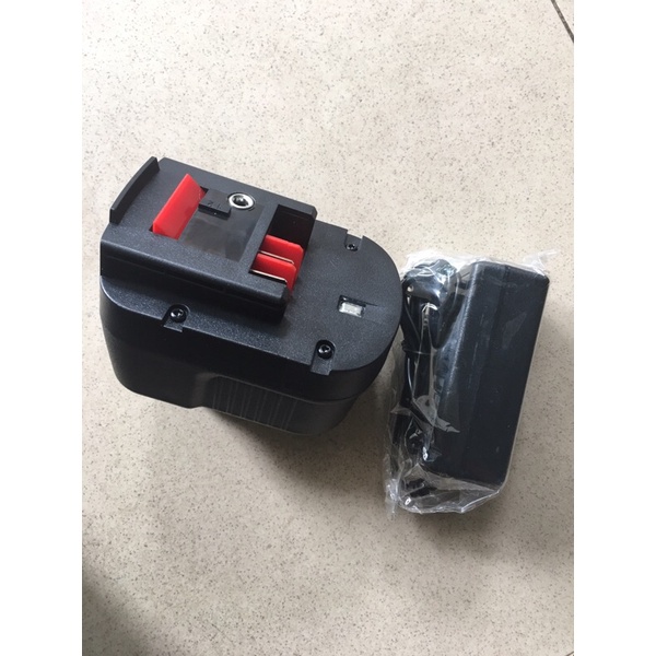 Pin đóng 12vol BLACK & DECKER hoặc Máy bắn vít Black decker.