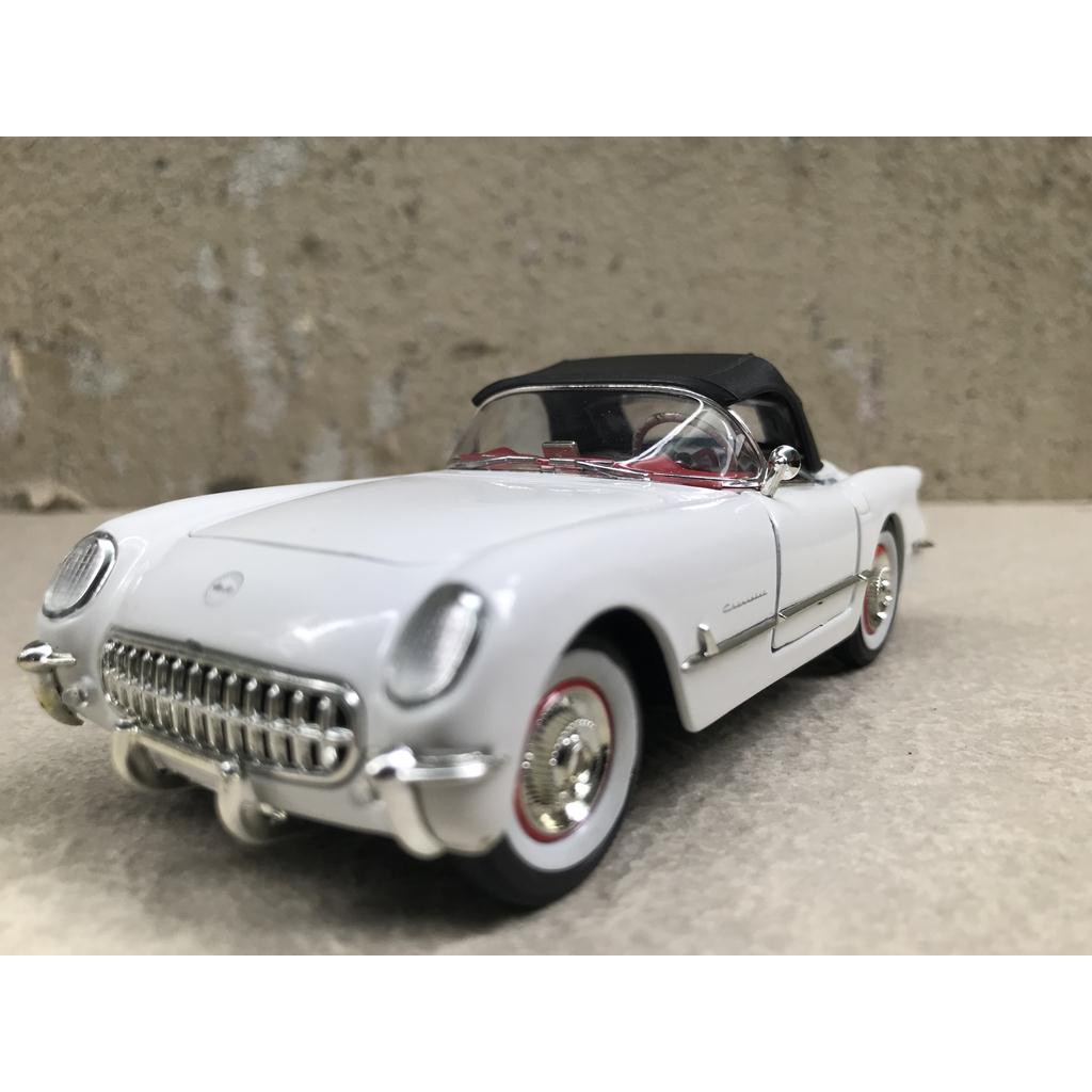 Mô hình xe cổ CHEY Corvertte 1953 - 1:32