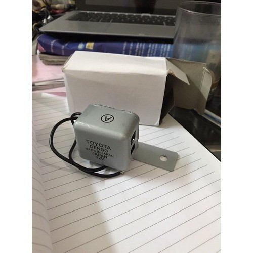 còi xi nhan tín ton