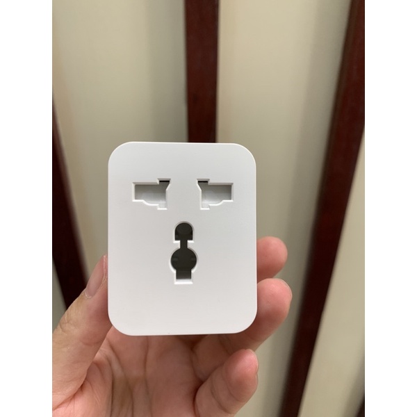 BH 6 tháng-Ổ cắm Wifi Tuya SmartLife 4 cổng độc lập 4 usb điều khiển từ xa qua phần mềm trên điện thoại và giọng nói