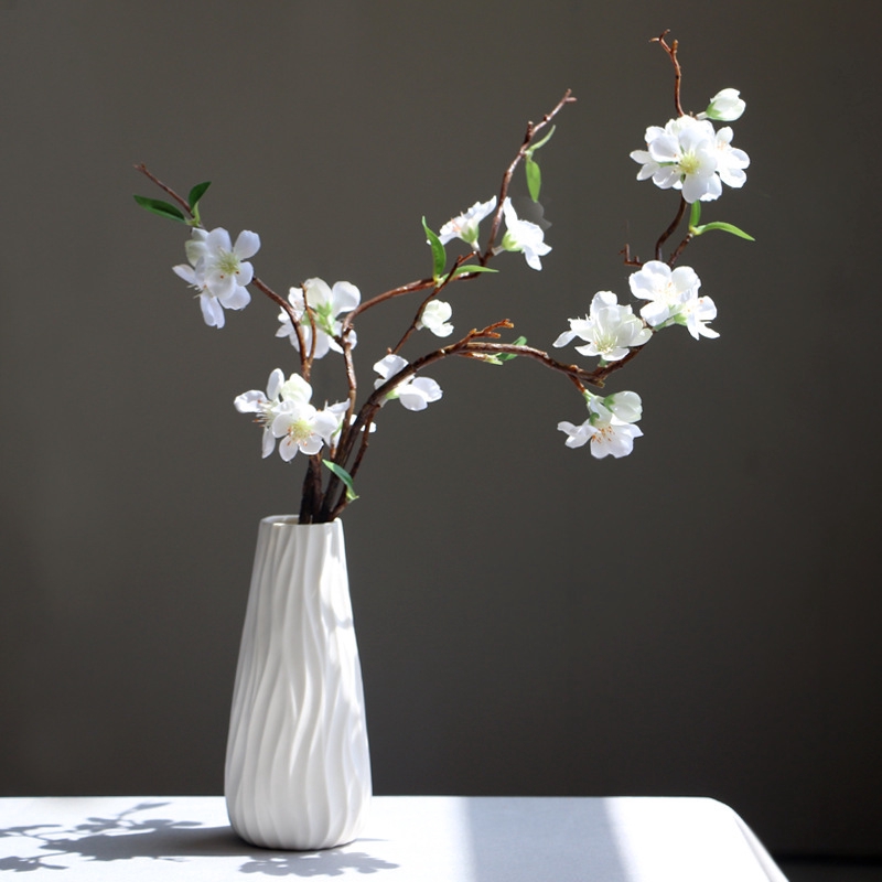 Bình hoa gốm sứ phong cách Châu Âu thiết kế màu trắng đơn giản 