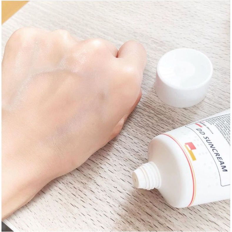 Kem chống nắng vật lý nâng tone DD SunCream
