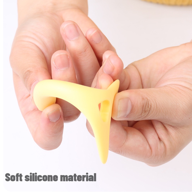 Dụng Cụ Hỗ Trợ Kẻ Mắt/Mascara Bằng Silicone Tiện Dụng