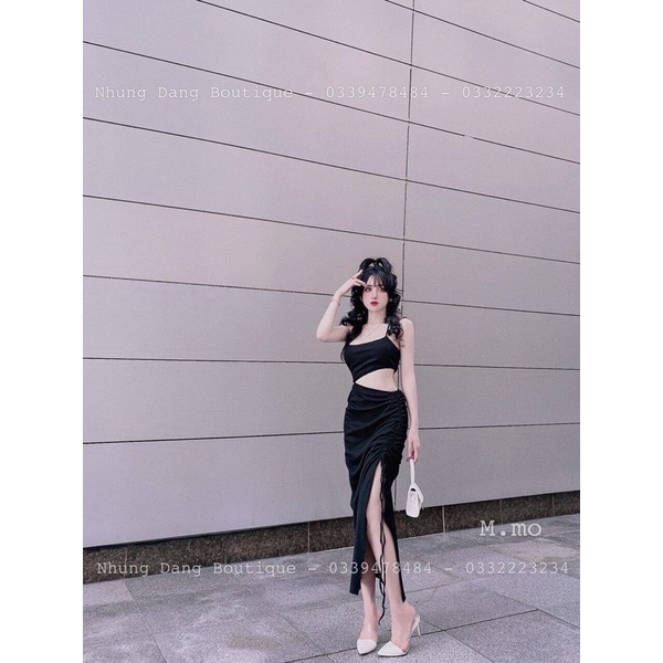 Đầm 2 dây khoét eo nhúng một bên