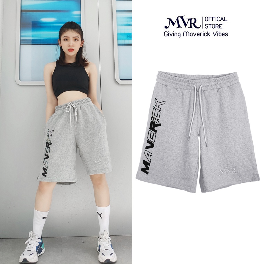 Quần đùi nam nữ unisex form dài lỡ chạm gối short vải cotton da cá thể thao thêu logo MVR Maverick Nhiều Màu Đen Xám