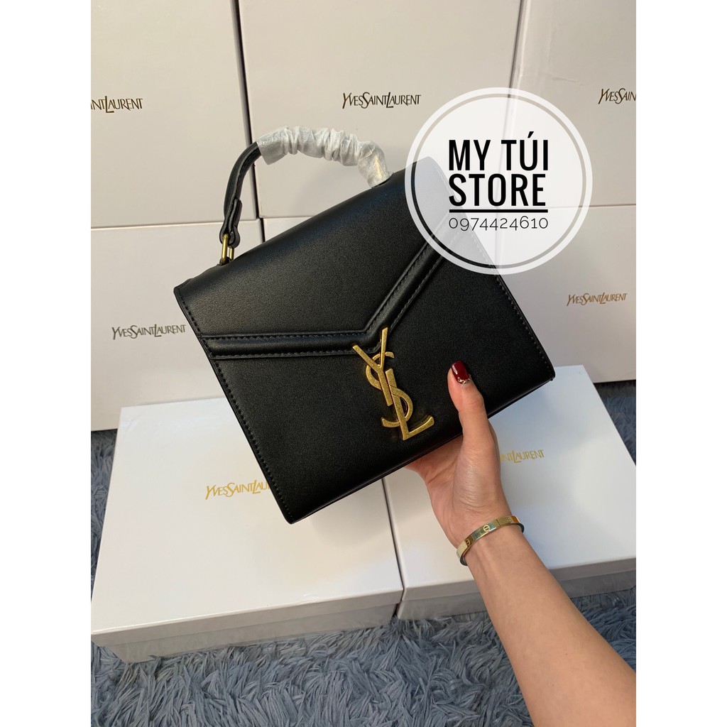 Túi chữ Y có quai có dây đeo chéo. Size 24