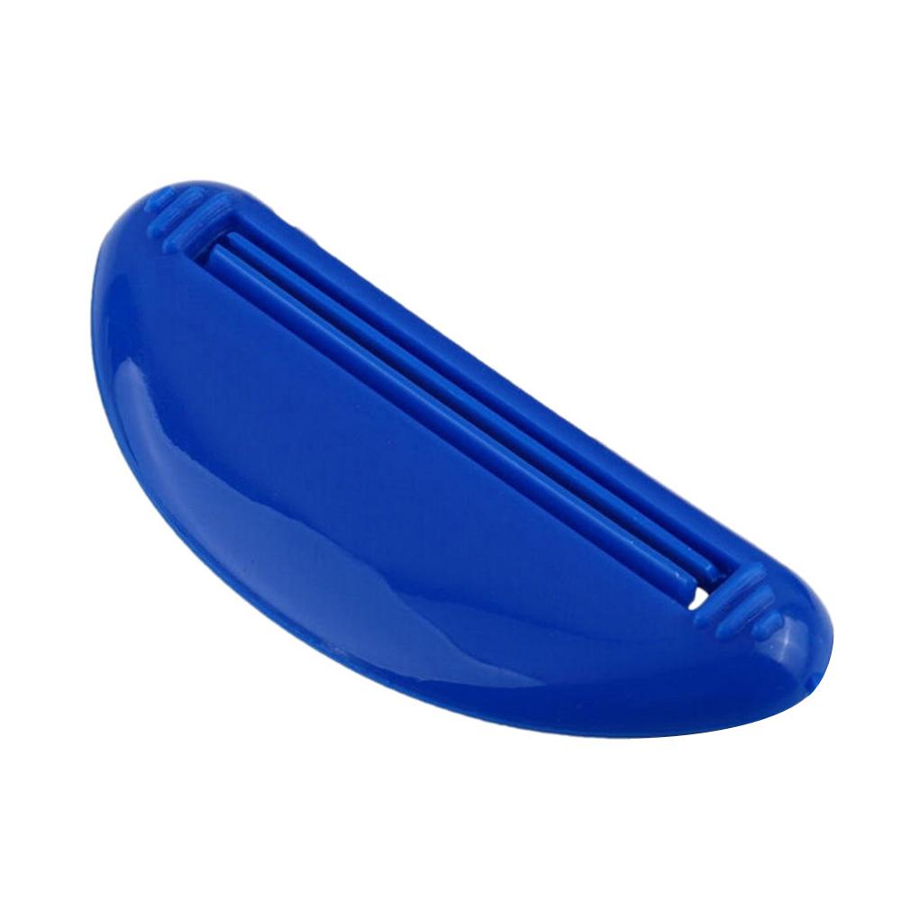 【Ready Stock】 Plastic Tube Squeezer Toothpaste Dispenser Holder Rolling Bathroom Extract 【Doom】