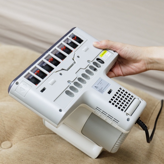 Máy hút bụi giường nệm cầm tay Moaz bébé MB037