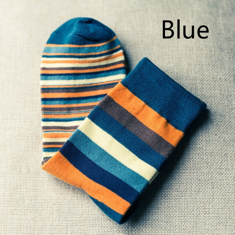 Đôi tất cotton họa tiết kẻ sọc nhiều màu trẻ trung cho nữ