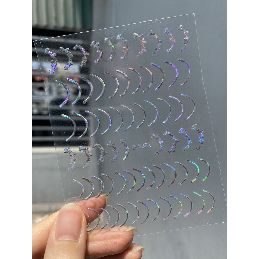 Sticker dán móng bướmm ong độc lạ