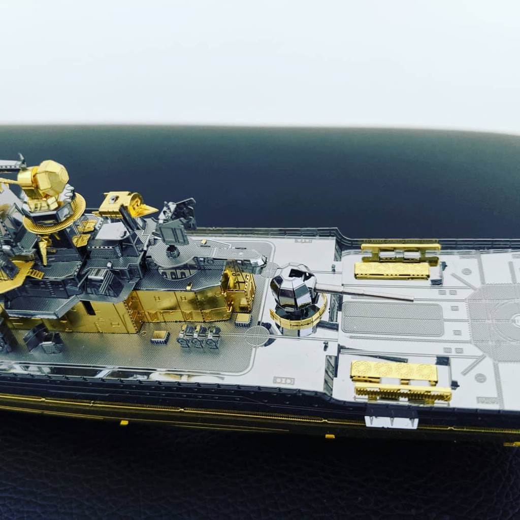Chưa Ráp Mô Hình Thép 3D Piececool Tàu Chiến Tuần Dương Hạm Hải Quân Nga Pyotr Velikiy Lớp Kirov