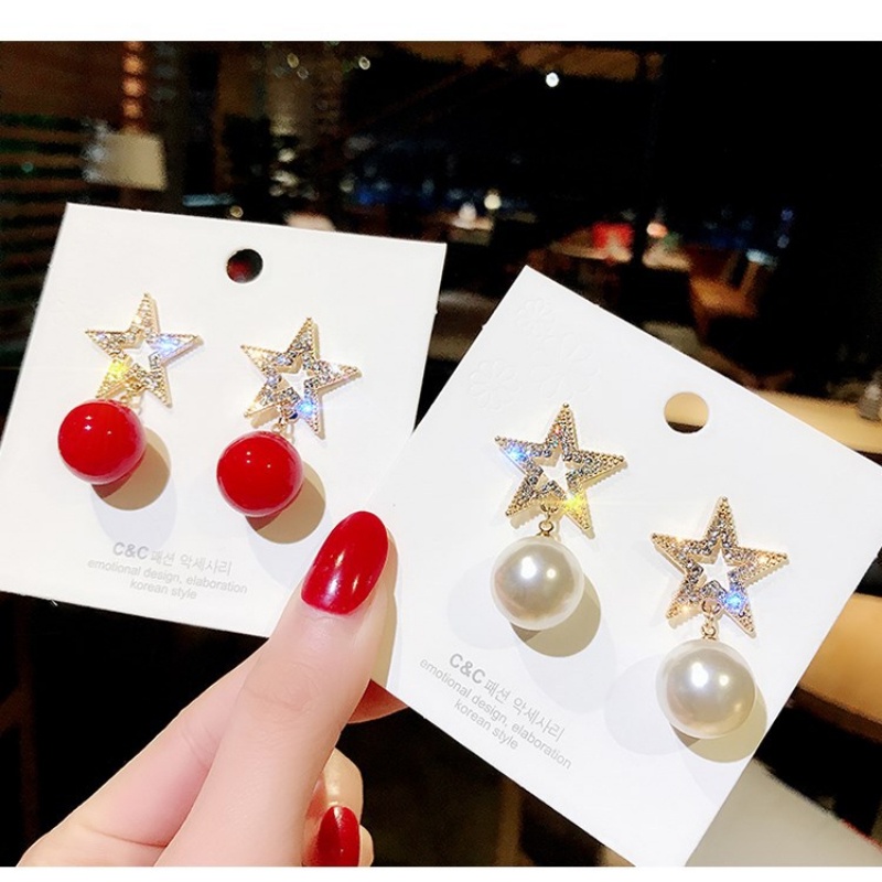 Khuyên Tai Hình Ngôi Sao Năm Cánh Đính Ngọc Trai Thời Trang