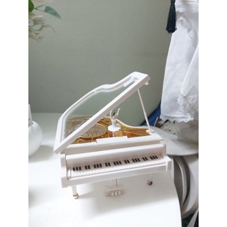 Hộp nhạc Vũ công Ballet và Piano trắng