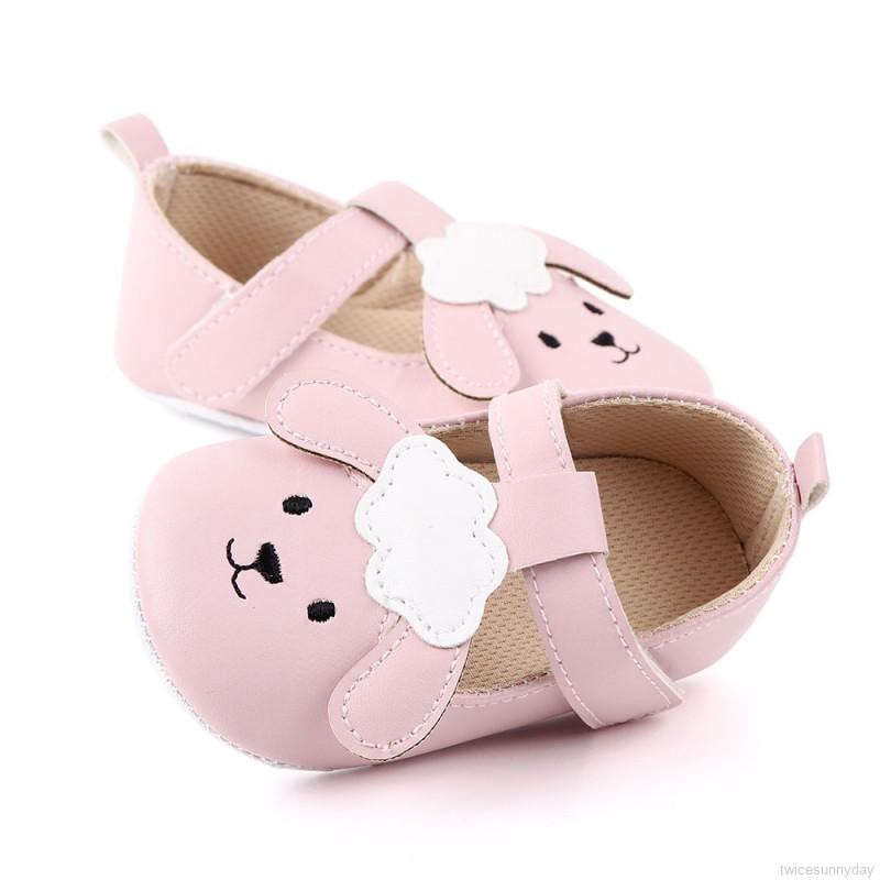 Giày đế mềm chống trượt họa tiết dễ thương cho bé gái