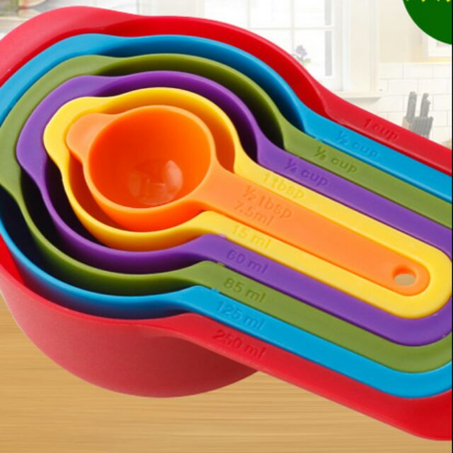 Cup đong nhựa 6 màu