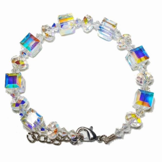 Vòng tay pha lê Swarovski B.12