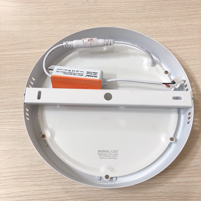 Đèn LED ốp trần 18W gắn nổi DUHAL