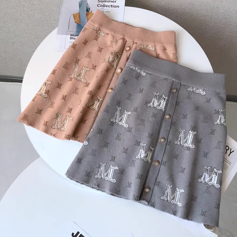 Chân váy len Peacebird