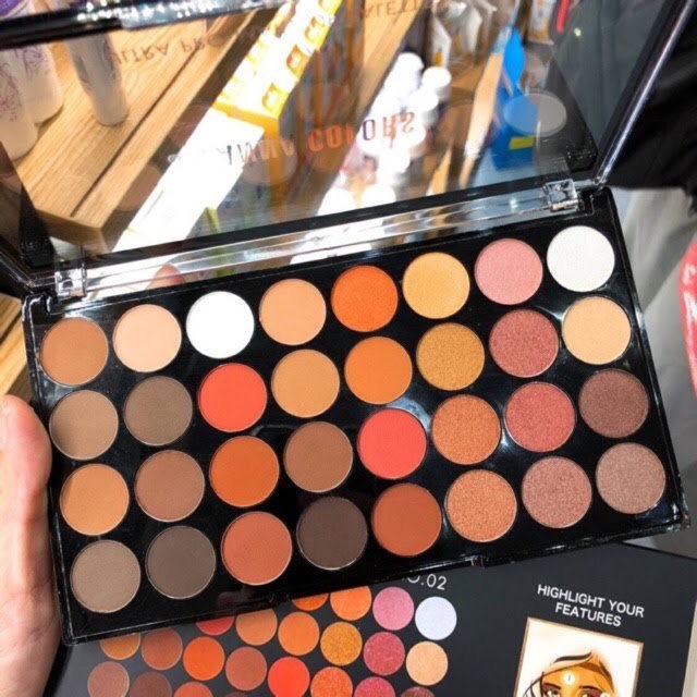 (yeugiadinhsam) (bears_house) Phấn mắt 32 ô SIVANNA COLORS Ultra Pro Make Up Palette