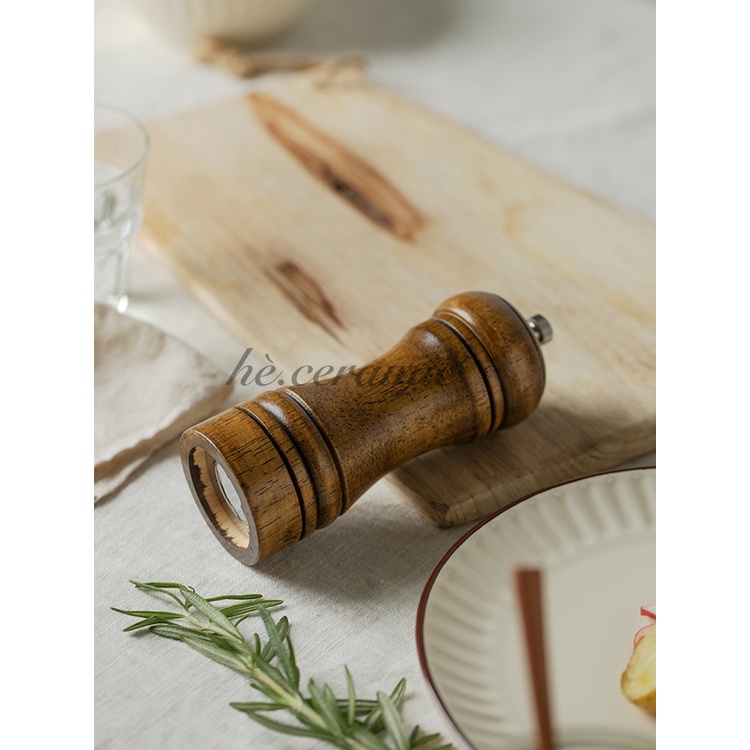 HÈ.CERAMIC / Lọ Xay Tiêu Cầm Tay Bằng Gỗ Phong Cách Âu Châu