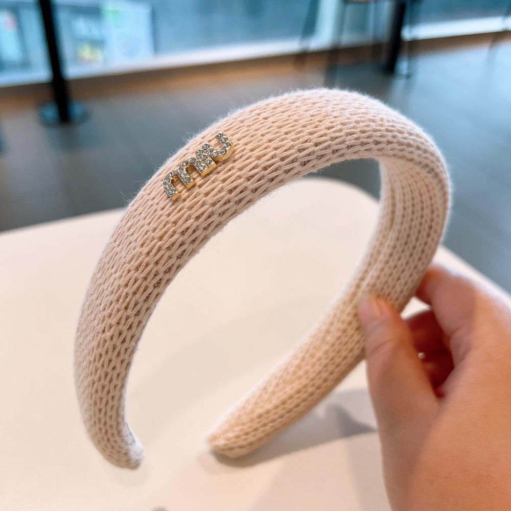 Cài Tóc Đan Len Màu Trơn Thời Trang Mùa Đông Xinh Xắn Cho Nữ 2life