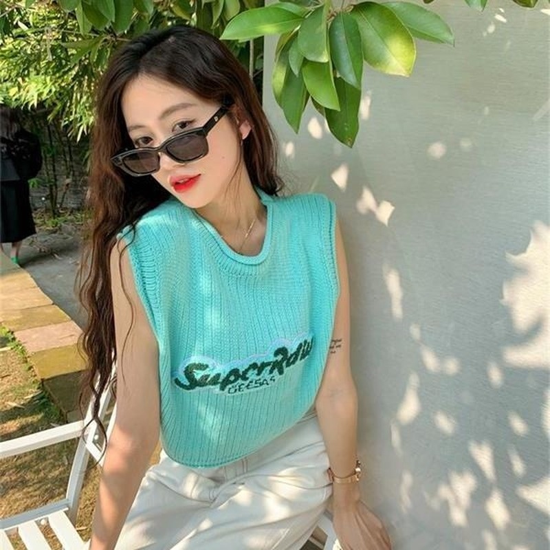 Áo Nữ Không Tay Thêu Chữ Thời Trang Hàng Mới