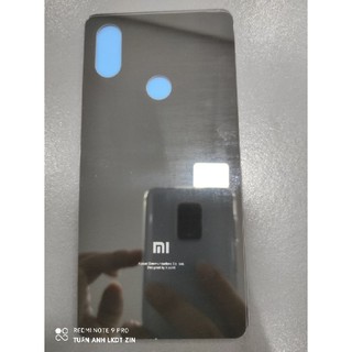 Lưng xiaomi Mi 8 SE xanh( tặng keo B7000)