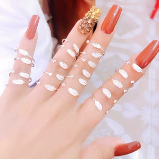 Nhẫn lông vũ bạc ta