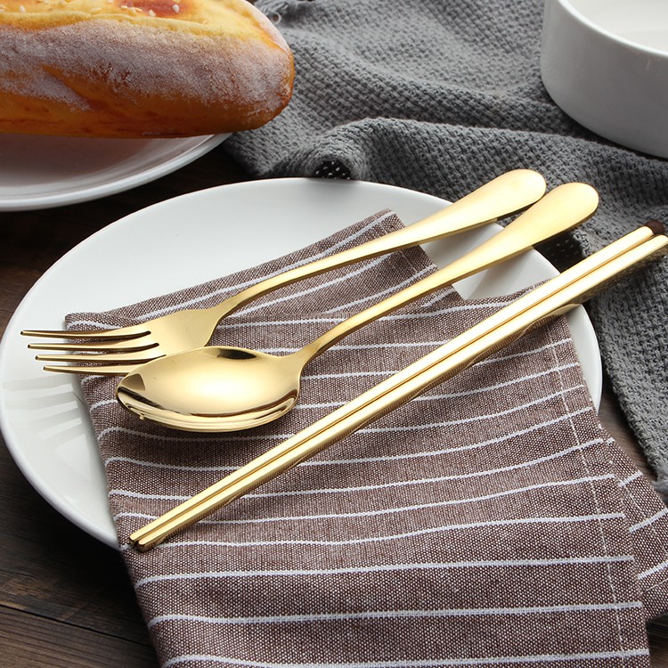 Reusable outdoor camping cutlery stainless steel gold spoon and fork chopsticks set portable travel cutlery set tableware set camping easy to clean