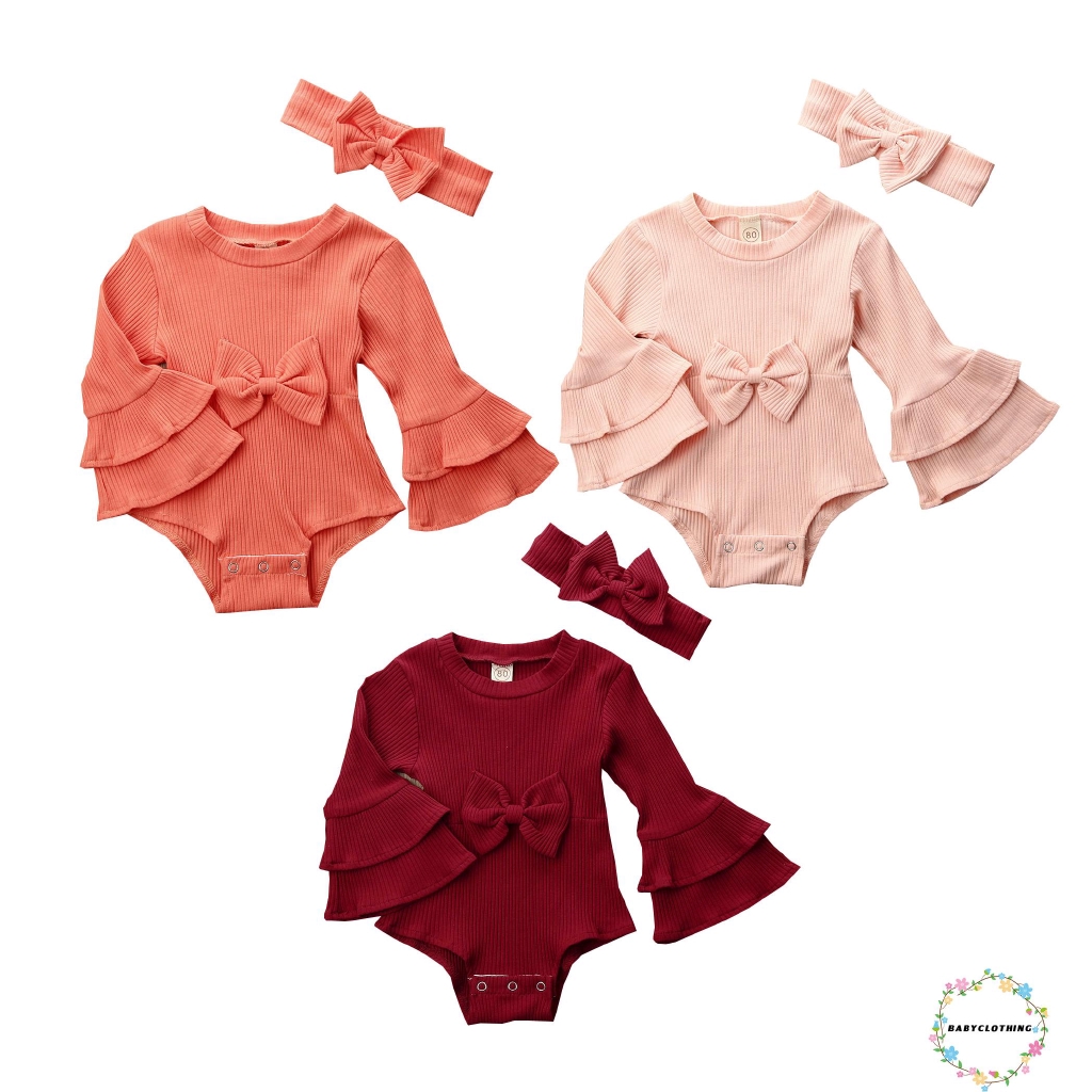 Set 2 món đồ gồm áo liền quần bằng len phối bèo tay ống loe kèm băng đô cho bé