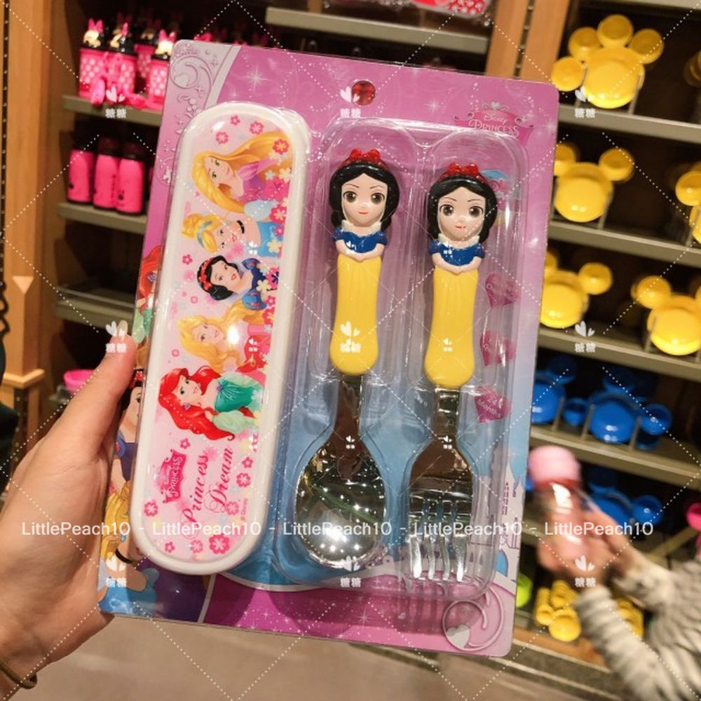 Set 3 món ăn dặm Disney muỗng nĩa kèm hộp nổi 3D hình Elsa , Anna Frozen, Snow White , Mike cho bé