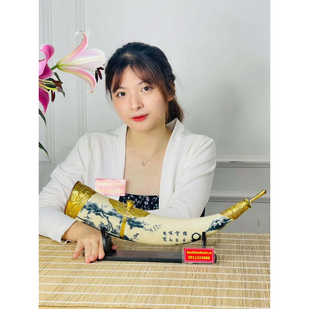 Điếu ngà giả cổ men rạn bọc đồng họa tiết Sơn Thủy Bát Tràng