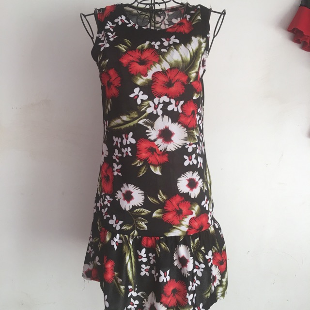 Sale đầm 50k