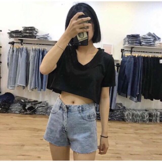 Áo thun croptop cổ V
