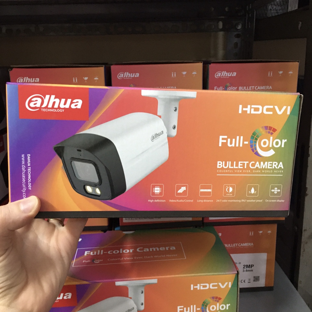 Camera analog Dahua HFW 1239TLMP-LED có màu ban đêm bảo hành 24 tháng