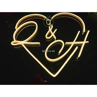 Đèn led neon trái tim và chữ cái đầu theo tên (Màu sắc tùy chọn).đèn tình yêu,đèn decor,đèn trang trí phòng ngủ.