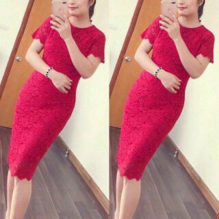 Đầm ren Oasis dư xịn