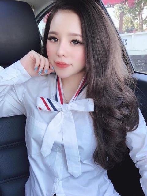 Sơ mi quốc dân nơ