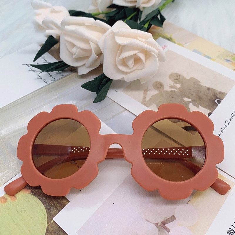 Kính râm chống tia UV thời trang hình hoa cho bé