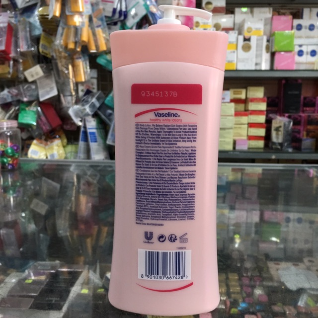 Lotion dưỡng thể trắng da Vaseline Healthy White UV Lightening 725mL | BigBuy360 - bigbuy360.vn