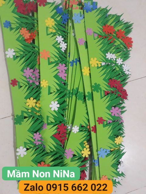 Cỏ chân tường lớp học mầm non 12cm x 80cm