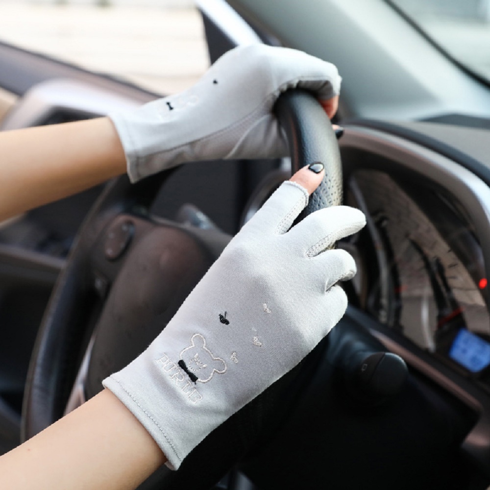 Đôi găng tay lưới thêu hình mặt gấu thời trang nữ tính