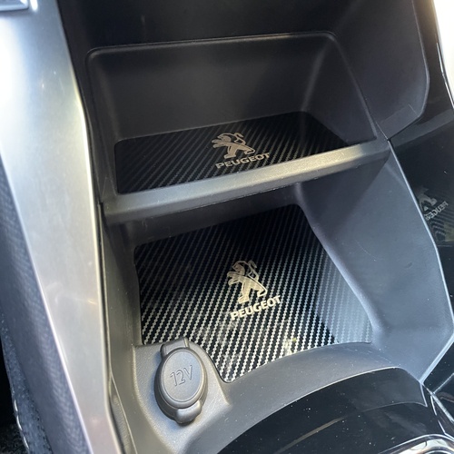 Bộ ốp nội thất Peugeot 2008 chất Liệu nhôm xước cao cấp