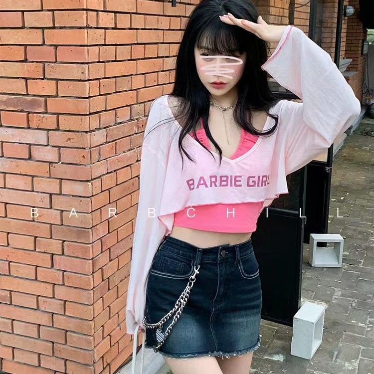 Set đồ COZOKC gồm áo cổ yếm và áo thun tay dài chống nắng thời trang