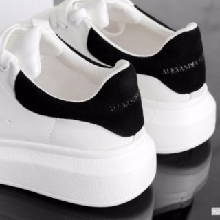 Giày thể thao nữ Alexander McQueen