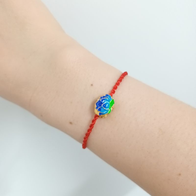 Vòng chỉ đỏ bông sen nepal xanh ngọc quyền năng bình an may mắn