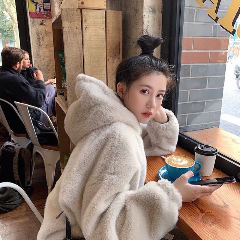 Áo khoác da lộn, lông cừu siêu ấm chốt trên livestream | BigBuy360 - bigbuy360.vn