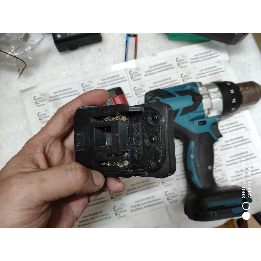 Đế chuyển pin máy Ozito 18V hệ PXBP sang dùng cho máy Makita LXT bản FULL