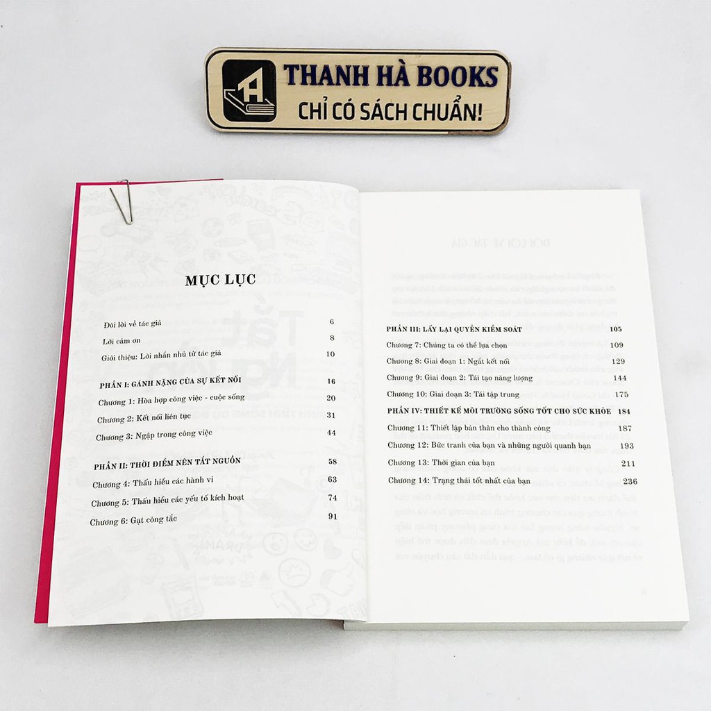 Sách - Tắt Nguồn - Bình tĩnh sống dù đời náo động (Kèm Bookmark)